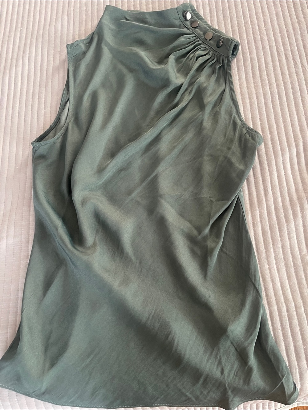 Tahari Olive-Green Sleeveless High-Neck Shell with Snap Collar